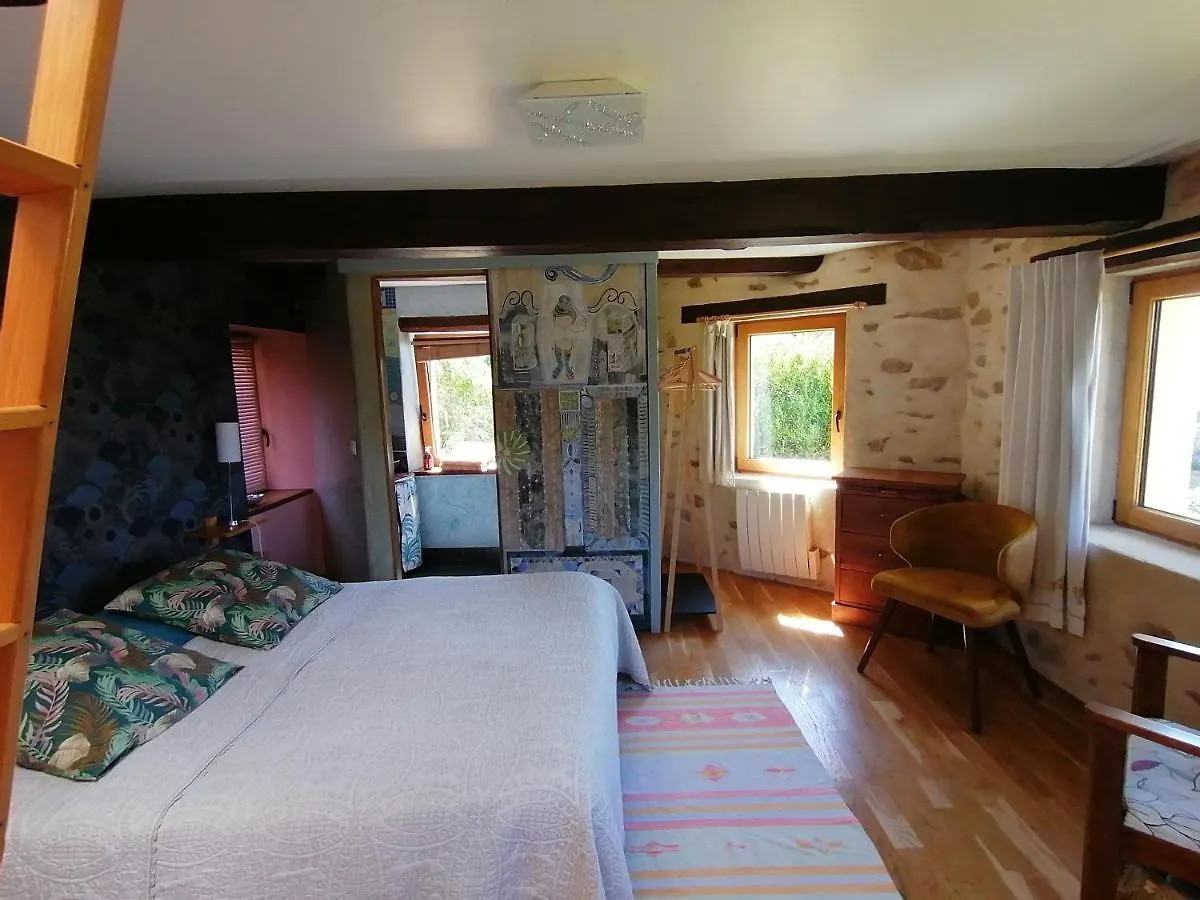 Bed and Breakfast La Tour du Bois Dormant à Plozévet Couette-café